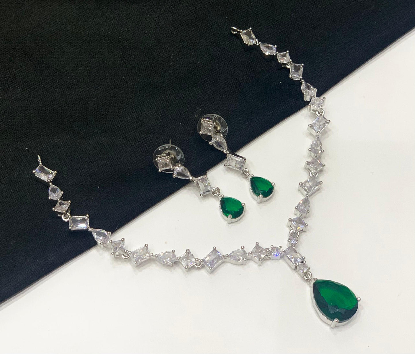 American Diamond Zarqon Set